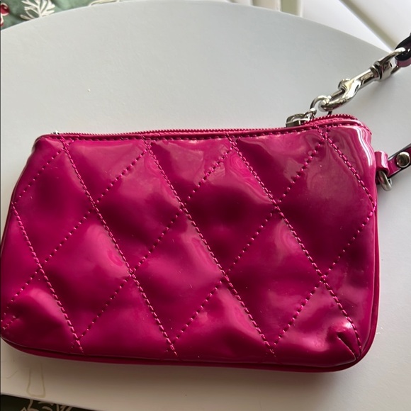 Coach Pink Quilted Women's Bag - Picture 2 of 4